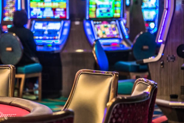 Live roulette and baccarat table interface at pvjbet togel